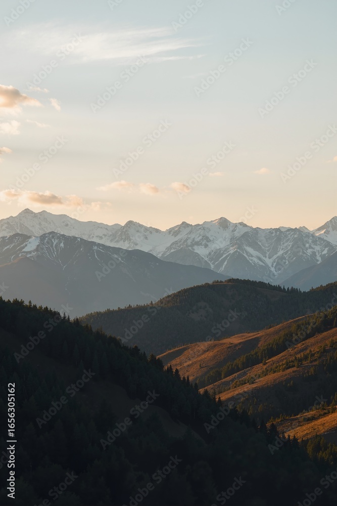 Obraz premium sunrise in the mountains