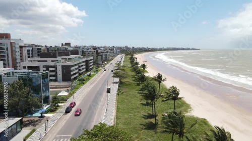 PRAIA DE JOÃO PESSOA NO VERÃO EM UMA BOA VISTA COM O MAR AZUL E LINDA PAISAGEM, INTERMARES (
JOÃO PESSOA BEACH IN SUMMER WITH A GOOD VIEW OF THE BLUE SEA AND A BEAUTIFUL LANDSCAPE, INTERMARES)