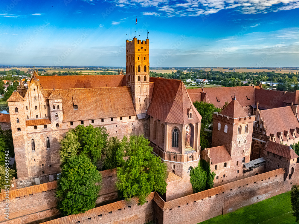 Obraz premium Malbork Castle on the Nogat River in Poland