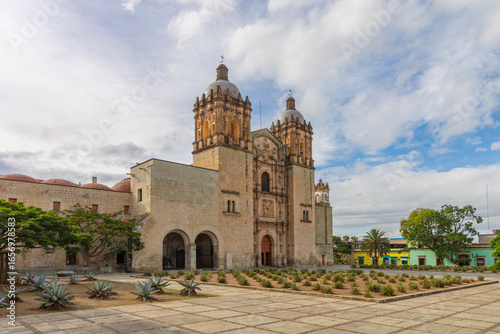 Santo Domingo de Guzman Church in Oaxaca - Templo de Santo Domingo de Guzmán en Oaxaca, Mexico 