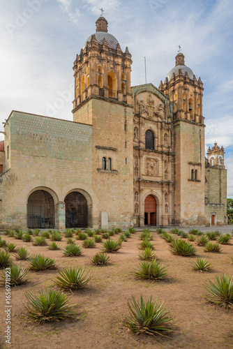 Santo Domingo de Guzman Church in Oaxaca - Templo de Santo Domingo de Guzmán en Oaxaca, Mexico 
