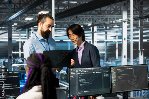 Obraz na płótnie Server farm IT employees deploying AI tools to automate repetitive workflows