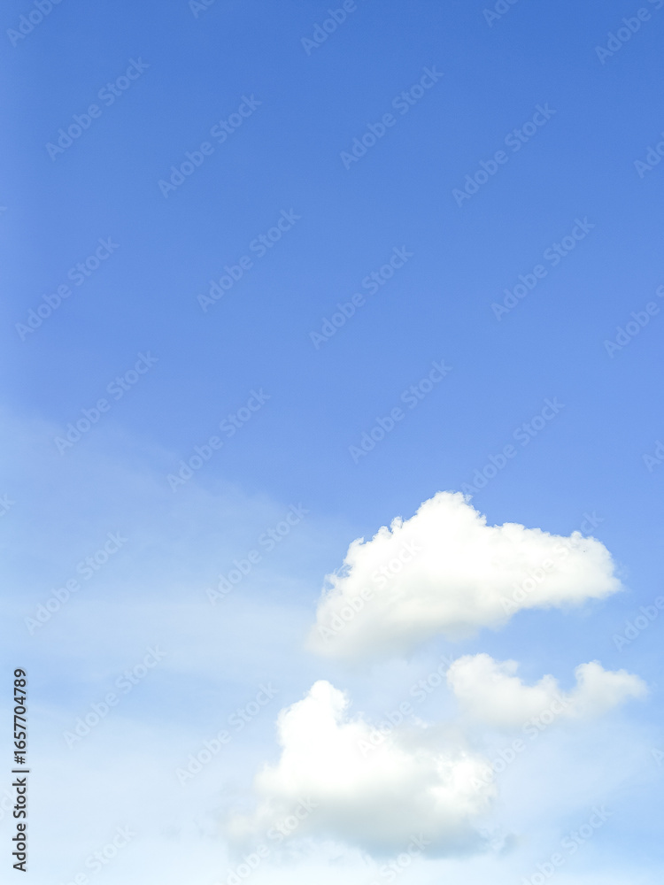 Fototapeta premium blue sky with white clouds background
