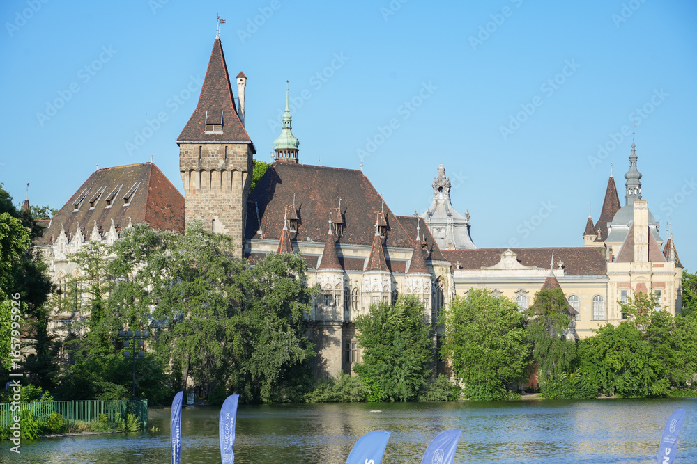 Fototapeta premium ハンガリー_ブダペスト_ヴァイダフニャディ城