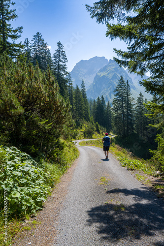 Randonneur en montagne