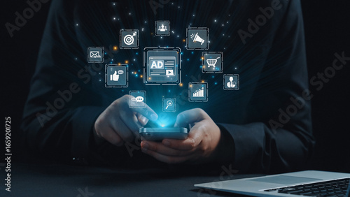 Tableau sur toile Online ads and digital marketing help brands grow