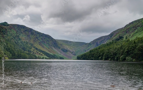 Canvas-taulu Glendalough dans le parc national des Wicklow Mountains en Irlande