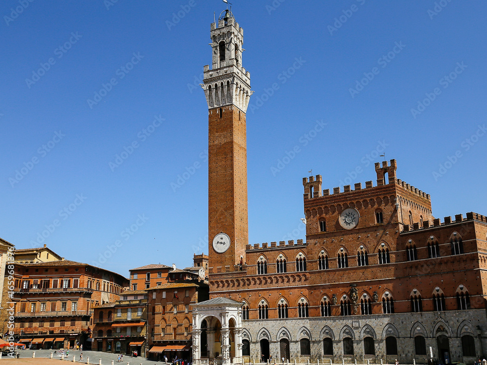 Fototapeta premium Piazza del Campo, Siena, Toscana, Italia. 28-07-2013