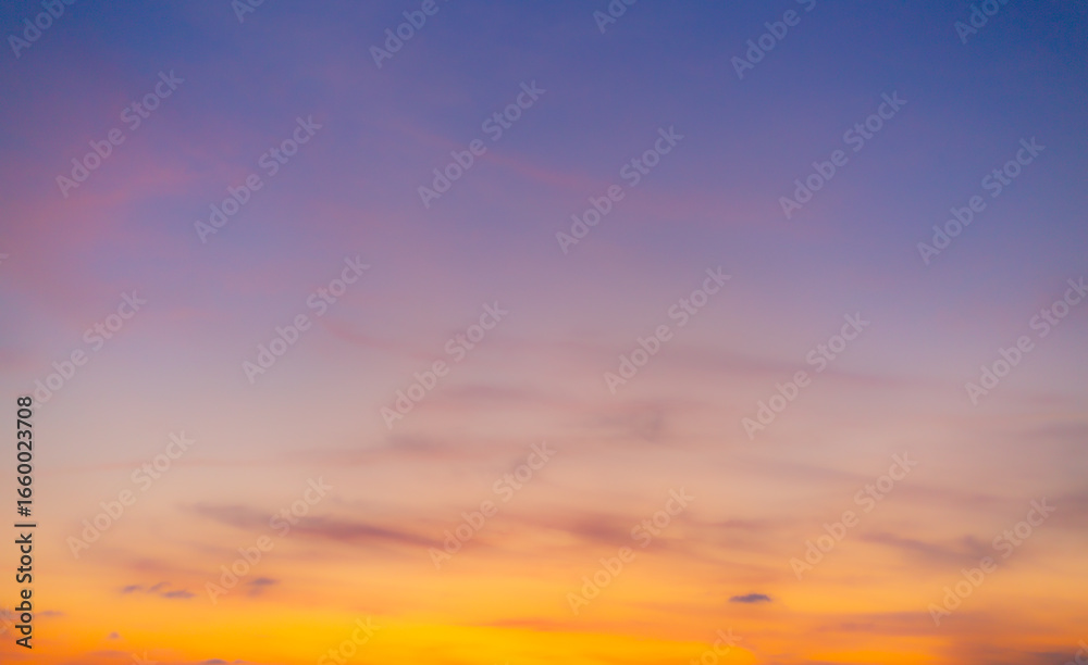 Obraz premium Colorful morning sky and clouds backdrop,Sunset sky for background or sunrise sky and cloud at morning.
