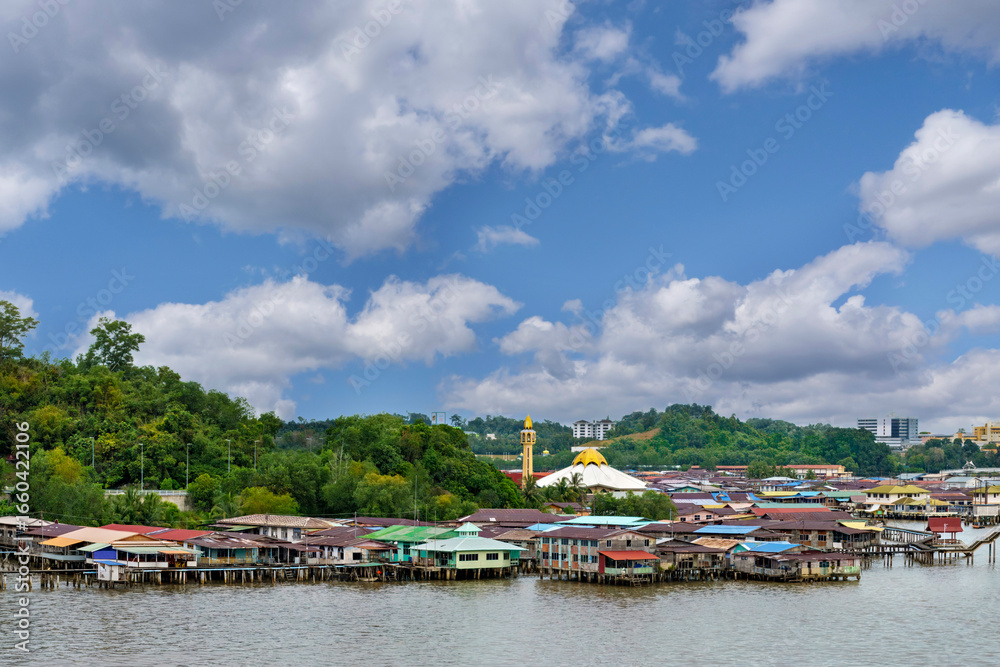 Obraz premium View over the water village known as Kampong Ayer in Brunei