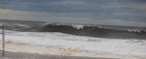 Wallpaper Mural Atlantic Ocean in New Jersey during Hurricane Erin, August 2025 Torontodigital.ca