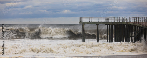 Wallpaper Mural Atlantic Ocean in New Jersey during Hurricane Erin, August 2025 Torontodigital.ca