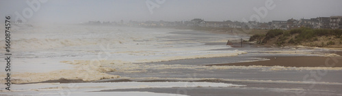 Wallpaper Mural Atlantic Ocean in New Jersey during Hurricane Erin, August 2025 Torontodigital.ca