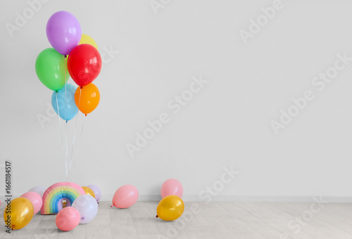 Floating and lying balloons...