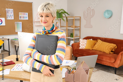Female graphic designer wit...
