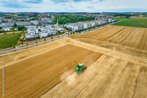 combine harvester harvestin...