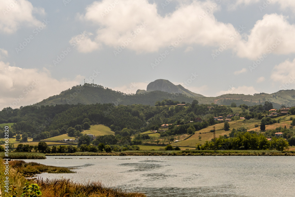 Obraz premium Paisaje en Ribadesella, Asturias, España.