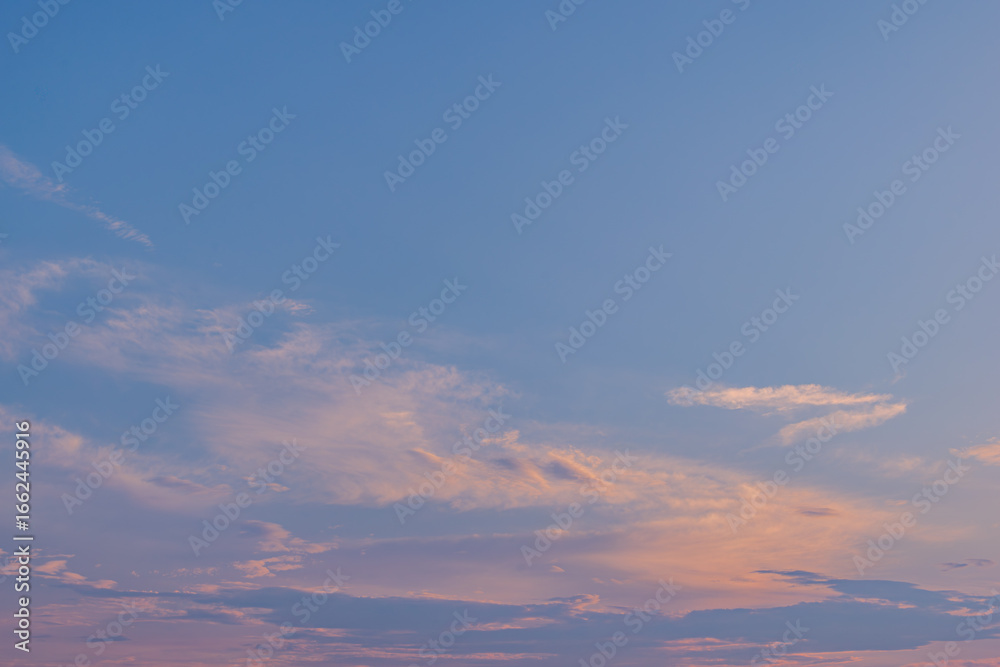 Fototapeta premium 真夏の夕焼け空