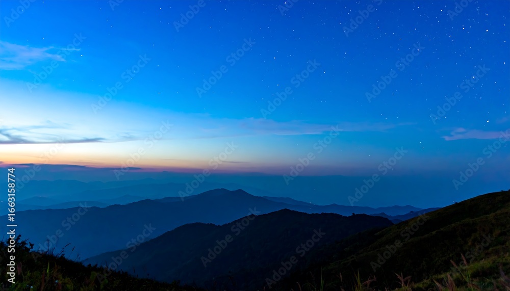 Obraz premium Mountain vista at twilight