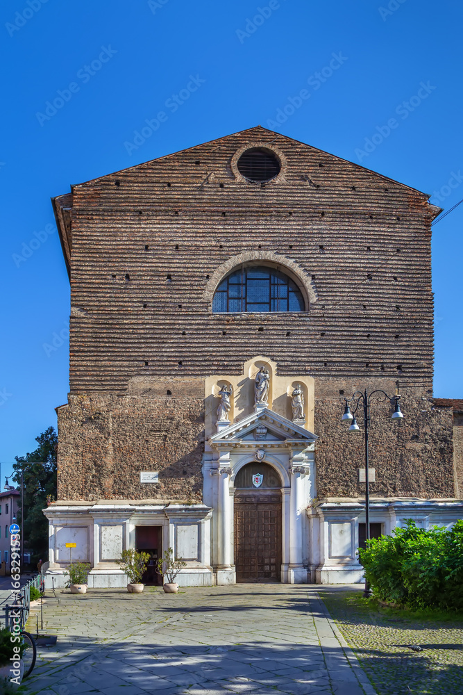 Fototapeta premium Basilica del Carmine, Padua, Italy
