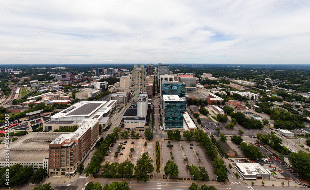 Obraz premium Various Daytime Drone Images of Downtown Raleigh North Carolina on a Cloudy Day.