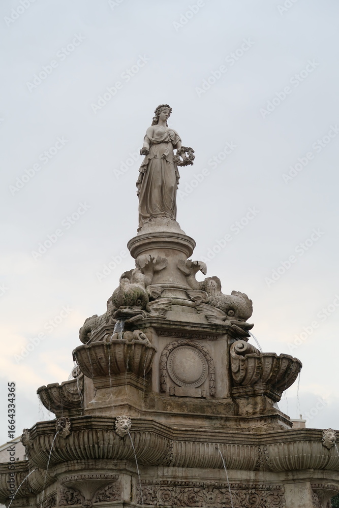 Historic Flora Fountain Marble Statues Decorated with Sculpted Flora in Mumbai, India Historic Flora Fountain Marble Statues Decorated with Sculpted Flora in Mumbai, India