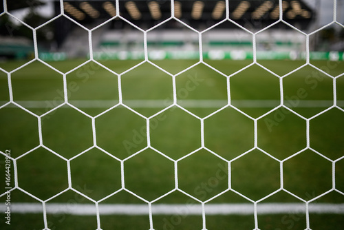 Goal net, eight corners cell