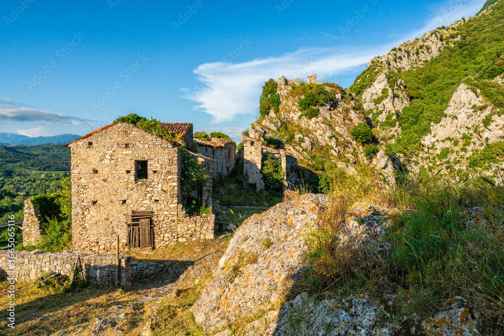 Obraz premium Ruins of the medieval village of San Severino da Centola. Near Palinuro, Cilento, Campania, Italy.