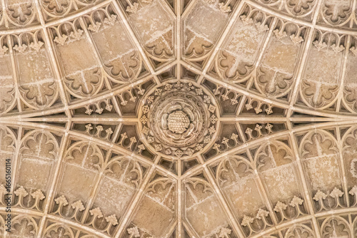 Cambridge, England. Interior view of the world's largest fan vault at King's College Chapel, completed in 1515 under Henry VIII, masterpiece of English Perpendicular Gothic architecture