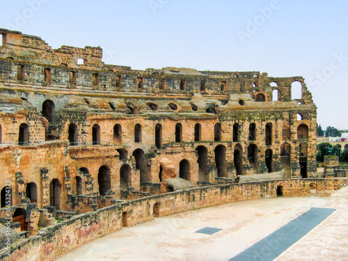 Silent sound of history — the Roman amphitheatre of El Djem, Tunisia, stands hollow and vast, where stone once echoed with spectacle and now hums with silence.