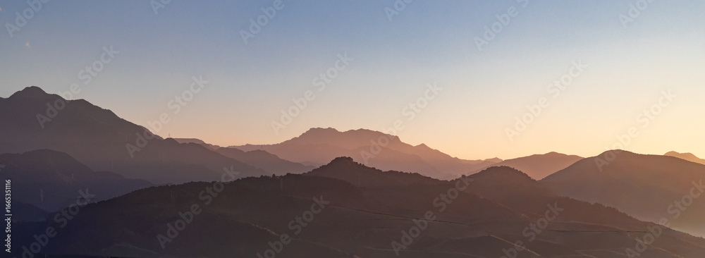 Fototapeta premium 日本周遊 四国石鎚山系