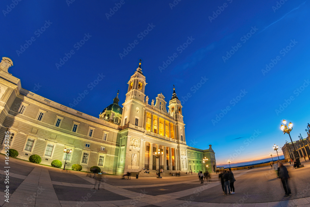 Fototapeta premium Madrid Spain, night city skyline at Cathedral de la Almudena