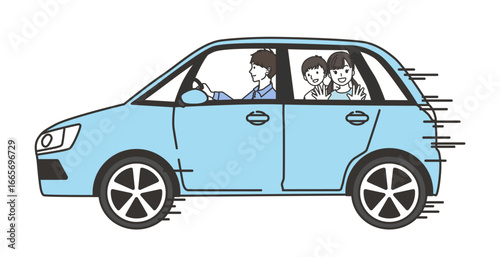 父親が運転する車に子供たちが笑顔で乗るドライブシーン