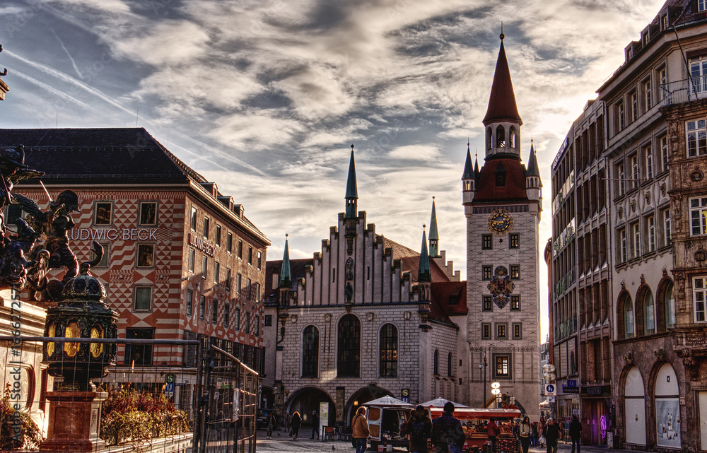 Fototapeta premium Altes Rathaus, Old Town Hall in Munich.
