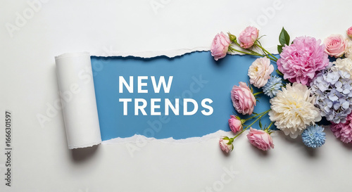 trend 2025 card with flowers