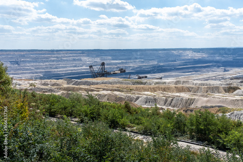 Wallpaper Mural Panorama Tagebau Hambach mit Großbagger bei Manheim, NRW, Deutschland Torontodigital.ca