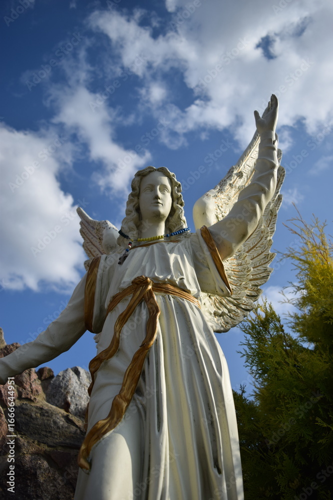 Obraz premium anioł i niebo