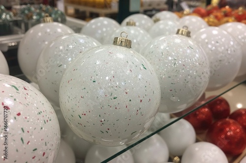 White Christmas ornaments w...