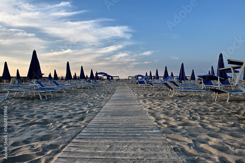 Tuscan Seascapes, paradise is next 