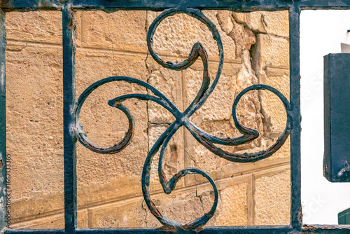 Croix basque à Saint-Jean-de-Luz