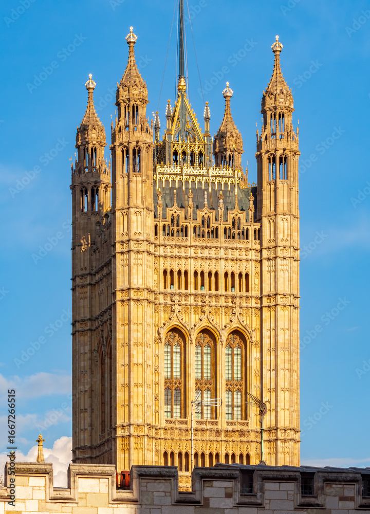 Obraz premium Victoria tower of Westminster Palace (Houses of Parliament), London, UK