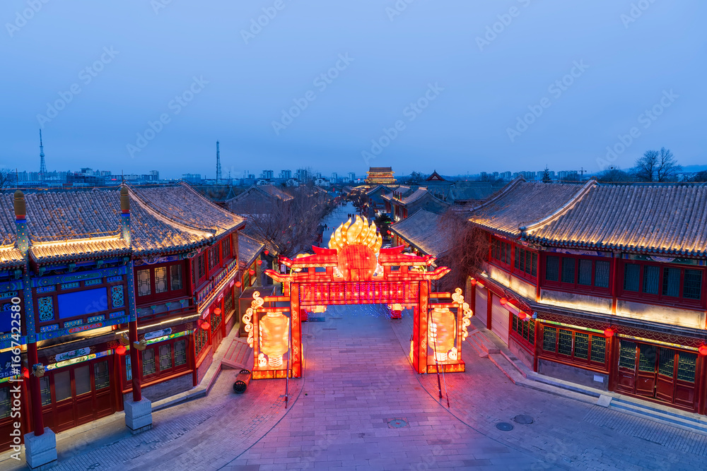 Fototapeta premium Shanhaiguan Great Wall at night, The word in the photo translates as
