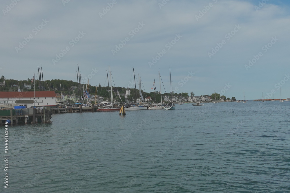 Fototapeta premium Mackinac Island bay port ferry 