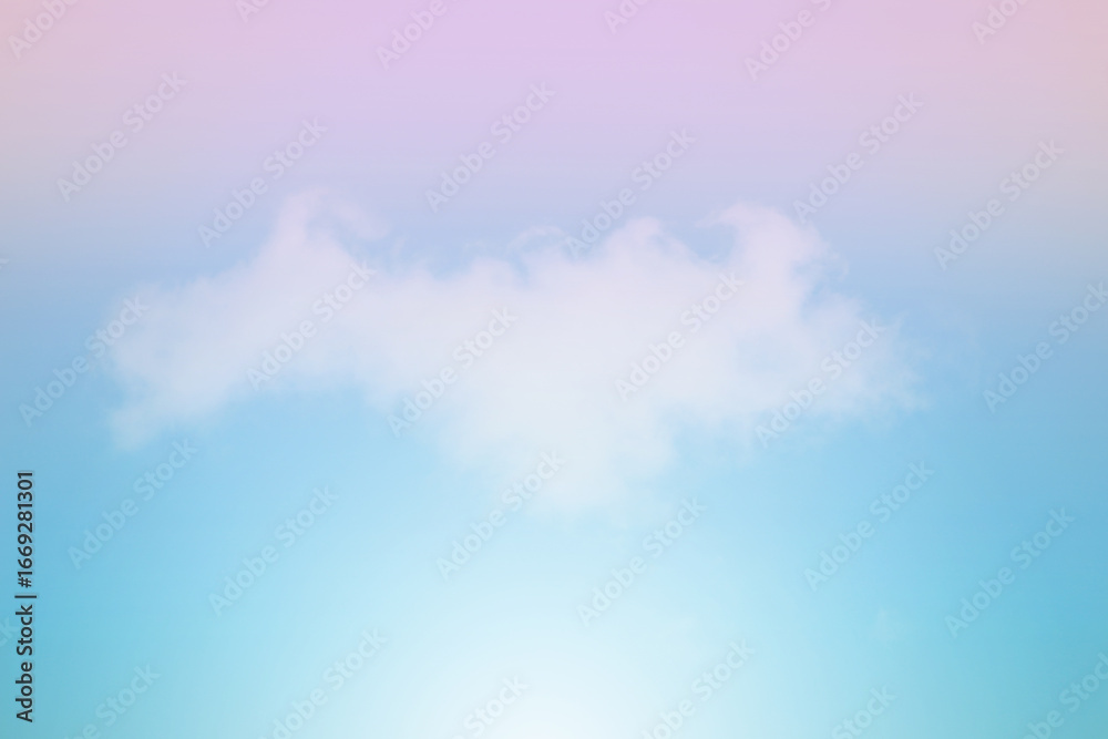 Obraz premium Sky and clouds in pastel tones.