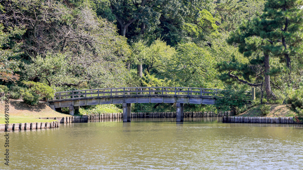 Fototapeta premium 日本周遊 酷暑の横浜三渓園