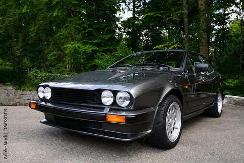 Italienischer Sportwagen der 80er Jahre