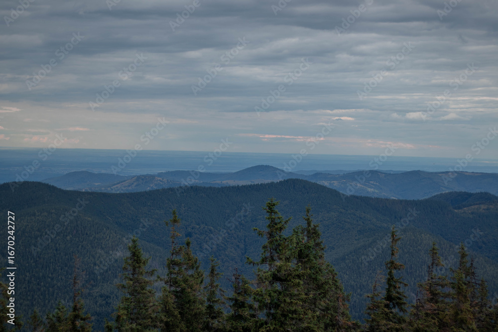Obraz premium mountains and clouds