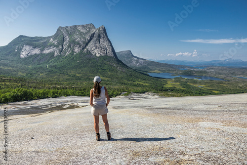 Granitplatte Verdensvaet bei Narvik in Nordland, Norwegen