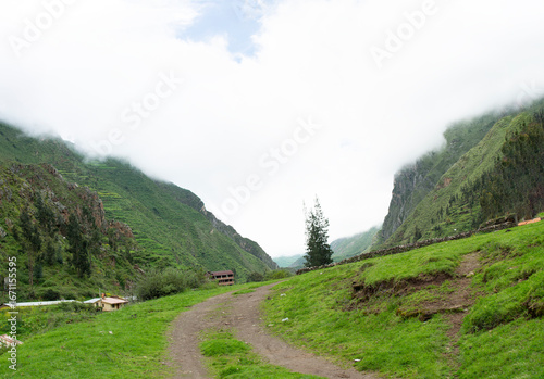 beautiful natural outdoor scenery in the countryside