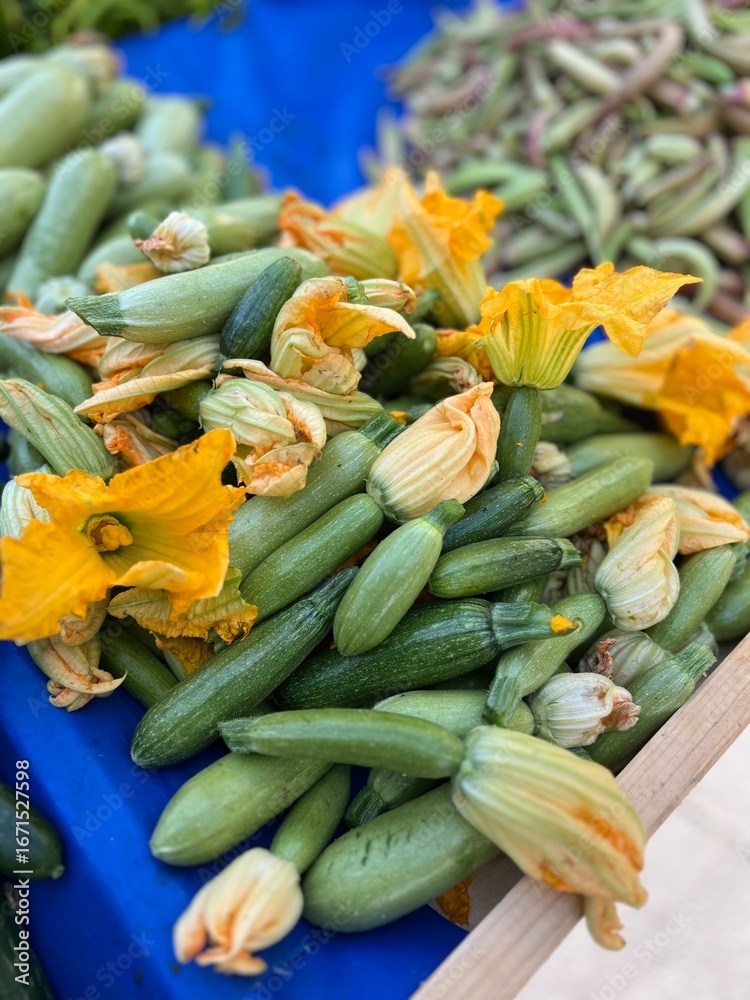 Obraz premium zucchini on the market